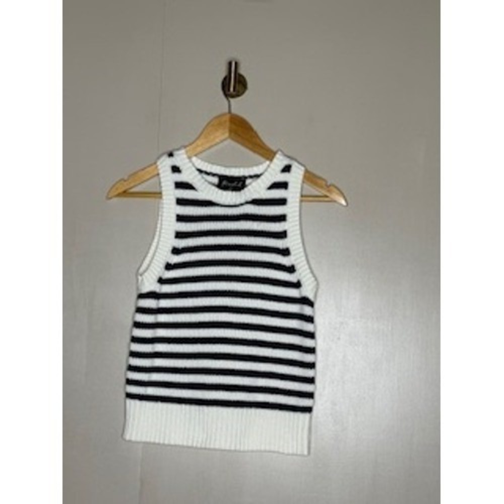 Marbled Stripe Knit Sweater Tank XS Black White Cropped Preppy Minimalist